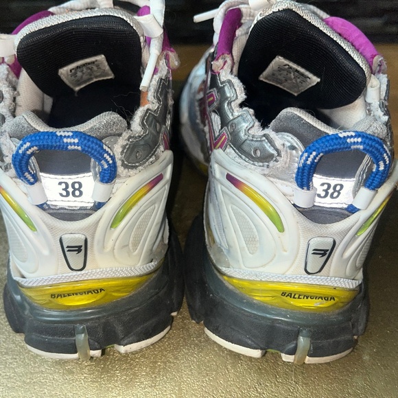 WOMEN'S RUNNER SNEAKER IN GREY 38 - Picture 3 of 4